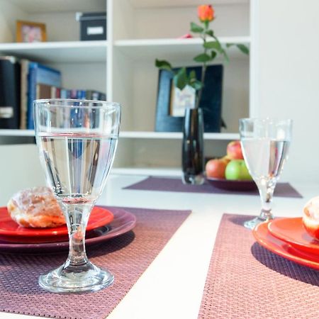 Secret Charm Fully Equipped Apt With Balcony Krakau Buitenkant foto