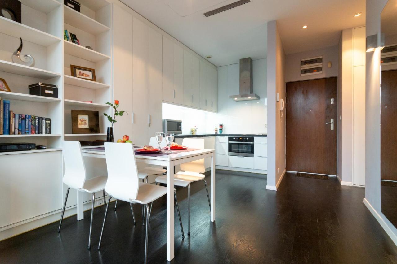 Secret Charm Fully Equipped Apt With Balcony Krakau Buitenkant foto