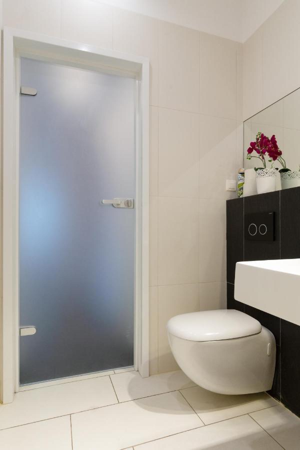 Secret Charm Fully Equipped Apt With Balcony Krakau Buitenkant foto