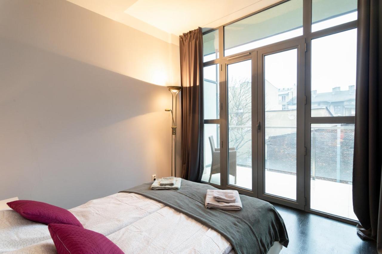 Secret Charm Fully Equipped Apt With Balcony Krakau Buitenkant foto